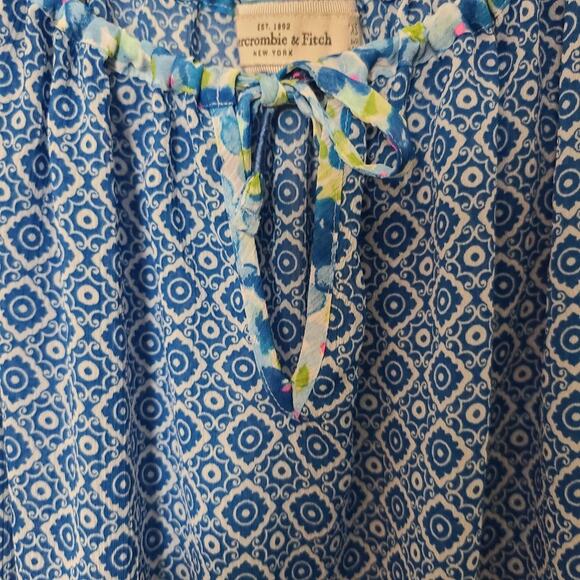 Abercombie & Fitch Women’s XS Peasant Romantic Blue Floral Blouse Top Cottage - Picture 3 of 11